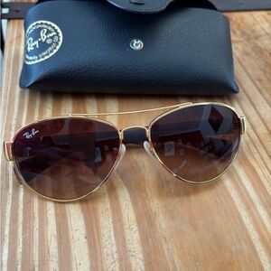 Ray-Ban Gold Aviator Sunglasses